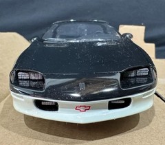 1:25 AMT Ertl 6179 1993 Camaro Z-28 Indy 500 Pace Car Black w/ Decals – NEW Mint