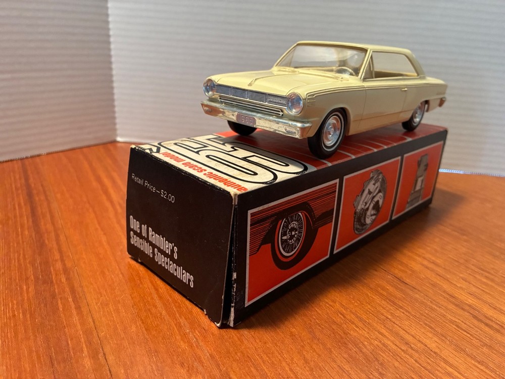 Jo-Han 1965 Rambler American Hardtop • Promo Model • 1:25 Scale