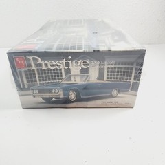 VINTAGE AMT ERTL Prestige 1965 Lincoln Continental 1/25 Model Kit SEALED 6504