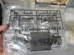 🔥REVELL BMW 323I CAR AND DRIVER SCALE 1:24 MODEL KIT NEW #7454
