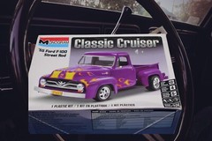 Monogram 1/24 Classic Cruiser ’55 Ford F-100 Open Complete