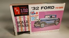 AMT Scale Stars 1932 ’32 Ford V-8 Coupe 1/32 Scale Model Kit AMT1181/12