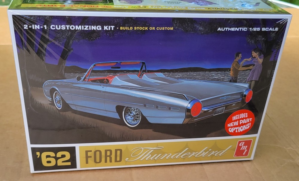 AMT 1962 Ford Thunderbird 2’n1 Customizing Factory Sealed Box 1:25 Model Kit 682