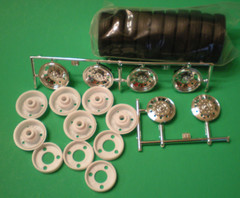 W900 Kenworth Peterbilt 359 1/25 Semi Truck Chrome Rim Wheel Tire Tractor Set