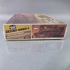 Life-Like 1/40 Winnie the Whale Assault Armored Landing Vehicle 09658 Vintage