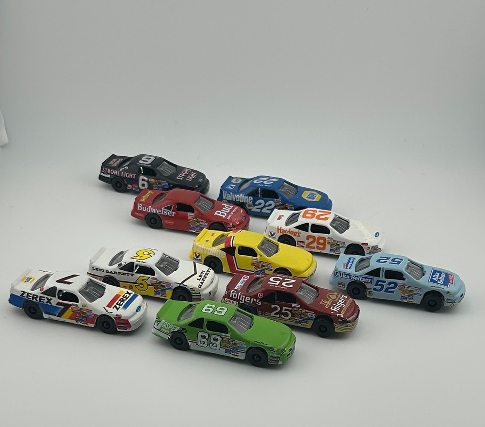 Nascar Lot of 10 Stock Car Miniature Models Built-up