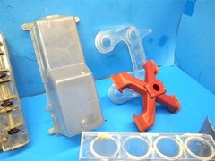 Vintage 1960’s Renwal CHEVY V8- VISIBLE V8 – Parts Lot # 1