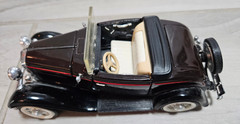 Sunnyside 1932 Ford Roadster Convertible Die Cast Black w/ Hang Tag 1:24