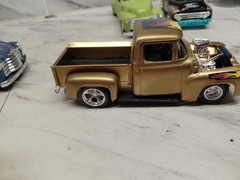 Model Junkyard/parts Plastic ,Nice Custom Car Lot Of 4 Custom Pickups