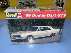 VINTAGE Revell ’69 Dodge Dart GTS Model Kit Skill 2 #7603 Released in 1995 NEW