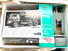 Vintage Mitsuwa 1/24 Mitsubishi Fuso KFV-214JR Car Transporter Kit Rare from JPN