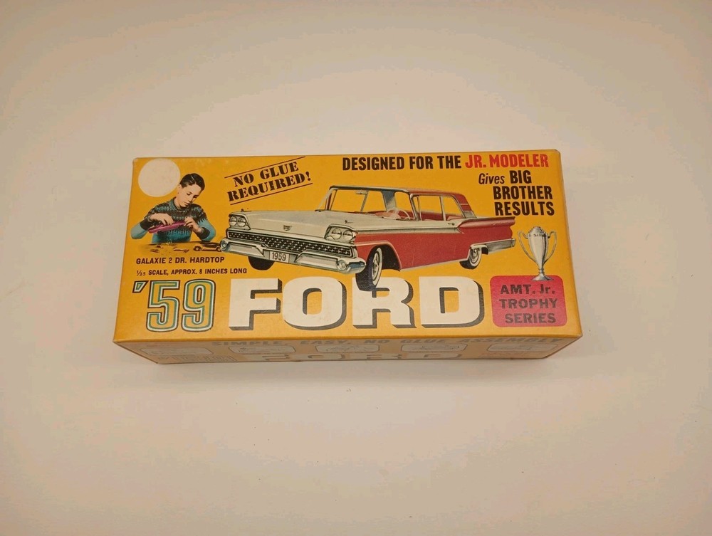 AMT 1959 Ford Galaxie HT Jr Trophy Snap Kit #04-129 Unbuilt in Box Craftsman 59