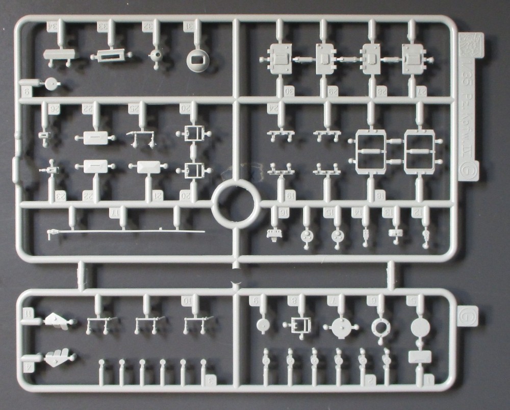 Cyber Hobby 1/35th Scale Panzer IV H w/88 Flak – Parts Tree G from Kit No. 6667