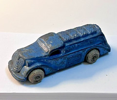 Vintage 1930s Oil & Fuel Tanker Truck Lead Slush Cast Toy Car- Blue