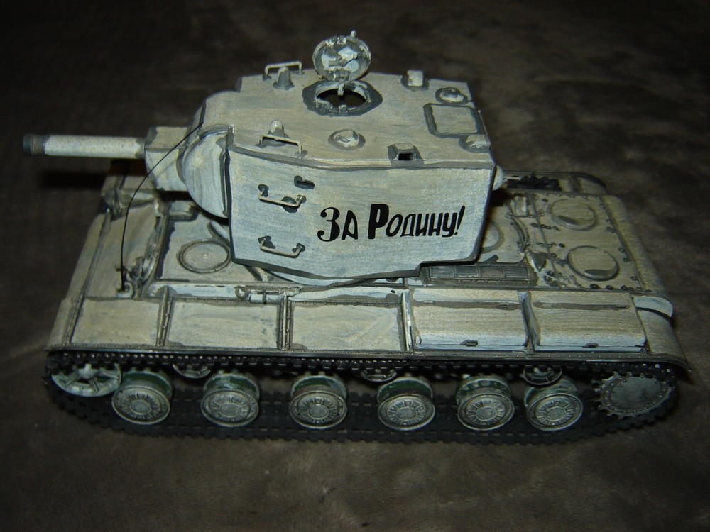 Built 3A Poanny Tank 6-3/4 inches long Well Built & Painted Excellent Cond Nice