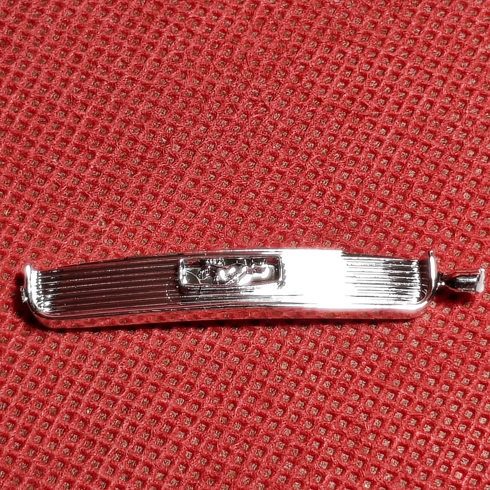 Grill 1966 Ford Mustang 1:25 scale model car part AMT