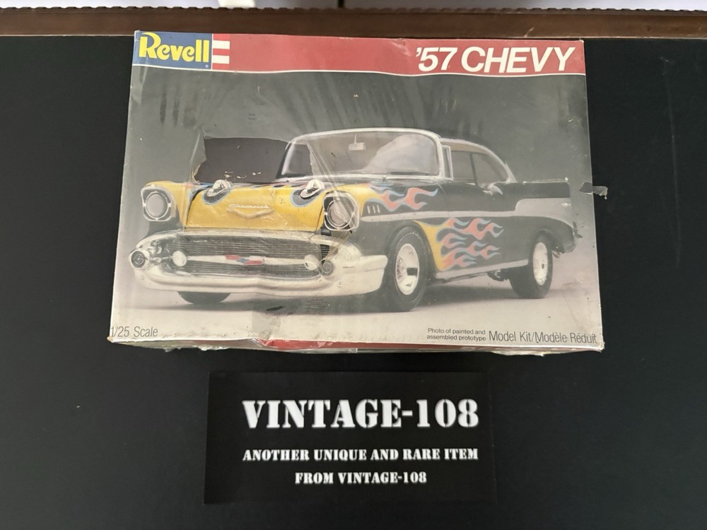 Vintage NOS Sealed New 1983 Revell ’57 Chevy 1/25 Scale Model Kit 7383 1957 tear