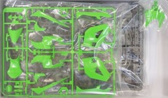 Tamiya 14109 1/12 Scale Model Kit Kawasaki Ninja ZX-RR ’06 Nakano/De Puniet