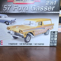 Revell Special Edition ’57 Ford Gasser Hot Rod 1:25 Plastic Model Kit 85-4396