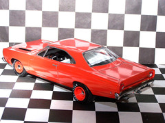 PRO BUILT AMT 1/25 HEMI ORANGE 1968 426 HEMI ROAD RUNNER STREET RACER-DETAILED!!