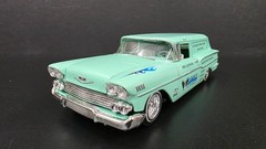 1958 CHEVY WAGON 2 DOOR RESIN BUILT 1/25 CC2
