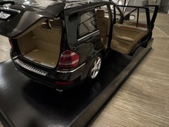 1/18 Paul’s Model Art MINICHAMPS Mercedes Benz GL Klasse