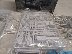 Brand new open box Revell 1/24 model kit 78 GMC pickup complete w/instructions