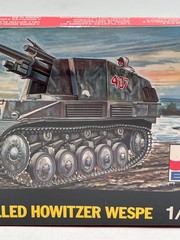 Vintage ESCI German Self-Propelled Howitzer Wespe 1/72 WWII Model Kit #8004