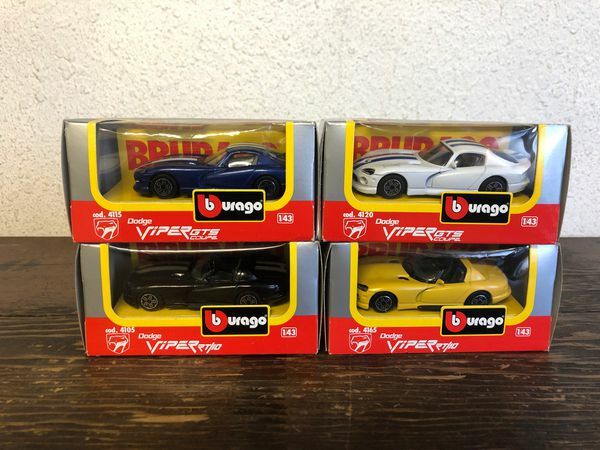 Car Burago Dodge Vipers Blue Stripe, White Stripe, Black & Yellow 1:43 set of 4