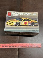 AMT ERTL #4 ERNIE IRVAN Kodak Film Chevrolet 1/25 NASCAR Model Kit NOS Sealed