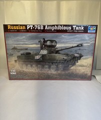 TRUMPETER 00381 1:35 Russian PT-76B Light Amphibious Tank Plastic Model Kit