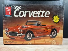 AMT 1962 CHEVY CORVETTE 1:25 SCALE KIT #6521 VINTAGE 1988 FACTORY SEALED 3 in 1