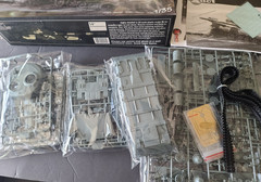 Xact Scale Models 35001 T-80U Russia’s Main Battle Tank Kit 1/35 Sealed Parts