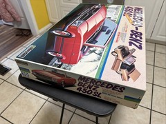 Mercedes Benz 450SL Scale Model