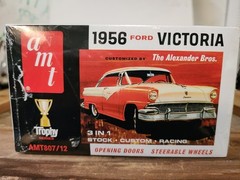 AMT 1956 Ford Victoria Trophy Series 3 in 1 Hardtop Customizing Kit 1/25 SEALED
