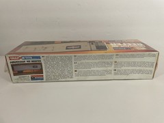 Vintage Monogram Snap Tite 1/32 Scale Fruehauf 40′ Reefer Model Kit #1206 Birds