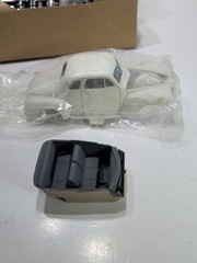 ✨VINTAGE✨ AMT 1941 PLYMOUTH COUPE 2n1 1/25 Model Car Kit