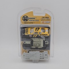 MotorWorks Matt Kenseth #17 DeWalt Racing 1:64 Diecast Model Kit NIB Collectors