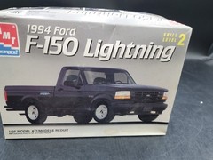 😎🚦AMT ERTL 1994 Ford F-150 Lightning 1:25 Scale Model Kit #6153 – bad decals🤑