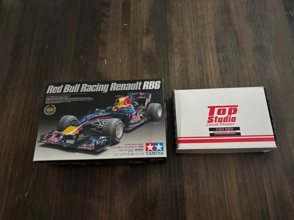 Tamiya 1/20 Red Bull Racing Renault RB6 #20067 and Top Studio Super Detail-Up