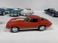 Lot Of 5 BUILT Model Cars NICE Lot#012 Corvettes