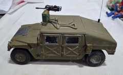 Tamiya 1/35 Scale Modern Military Hummer with M242 Bushmaster Assembled