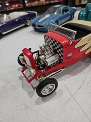 1:18 Chopped 32 Roadster – Missing top – NO BOX – FREE SHIPPING INCLUDED