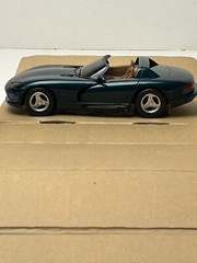 AMT/Ertl 1995 Dodge Viper RT/10 Promo Car with Original Box, Emerald Green