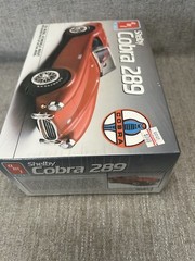 AMT Ertl 6587 1/25 Scale 1964 Ford Shelby Cobra 289 Roadster Plastic Model Kit