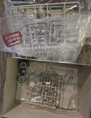 Moebius 1/25th Scale 1961 Pontiac Ventura 1/25 #1211 Open Complete Z12