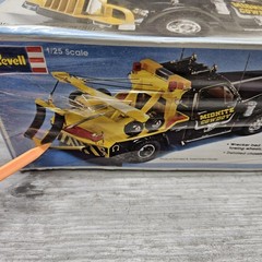 Midnite Cowboy Custom Chevy Wrecker Truck by Revell #H-1383 Factory Sealed
