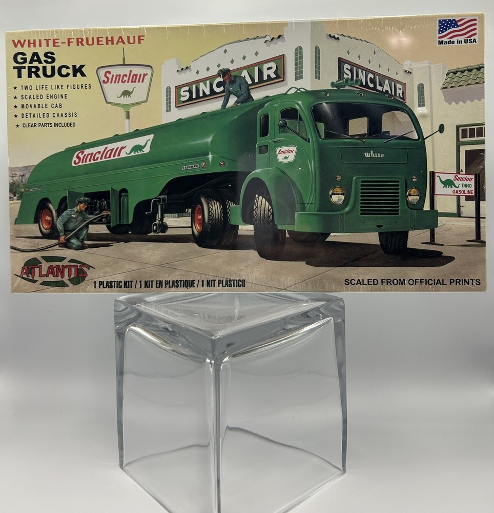 NEW! 1956 Atlantis White Fruehauf Gas Truck Sinclair/US Army 1:48 model kit