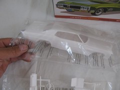 Round 2 AMT 1/25 Scale 1970 Buick Wildcat Hardtop Model Car Kit #AMT1379/12 New!