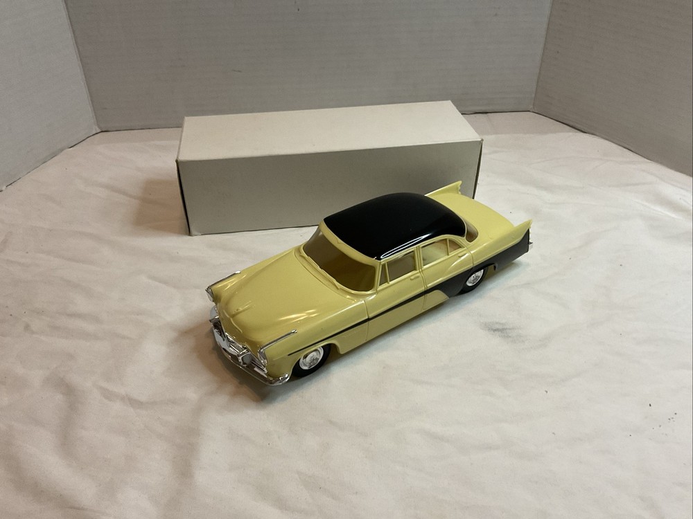 1956 De Soto Firelight Dealer Promo Model Car 1/24￼